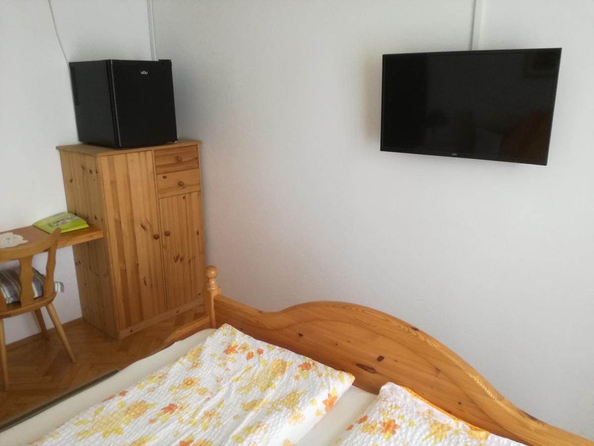 Gaestehaus Schleich 巴特拉德克斯堡 外观 照片